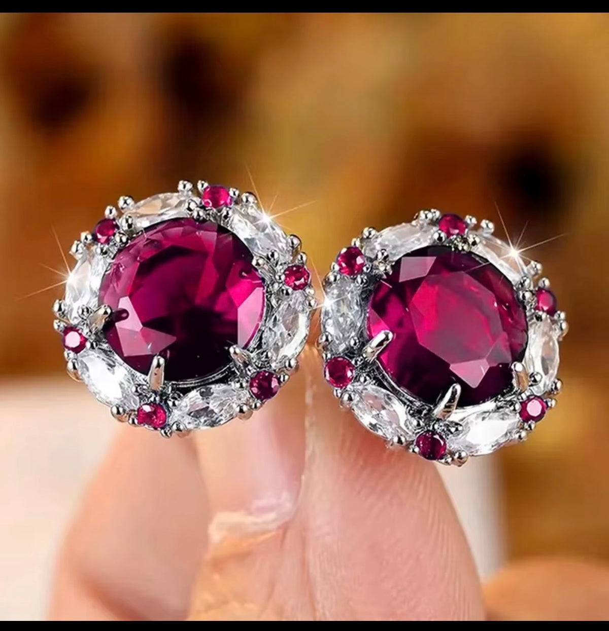 Tiara studs