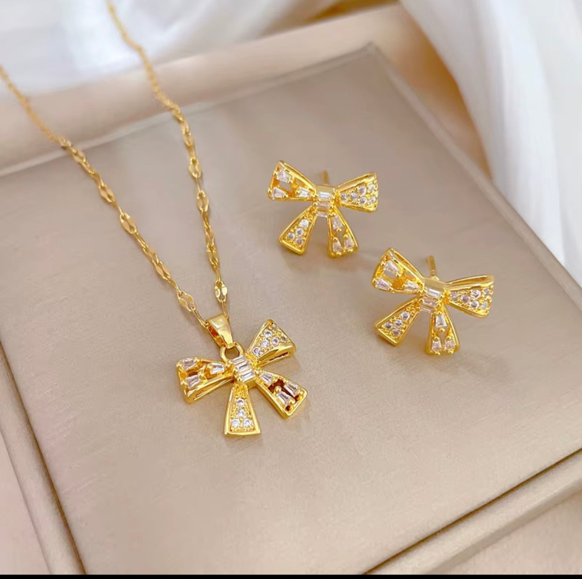 Ribbon set