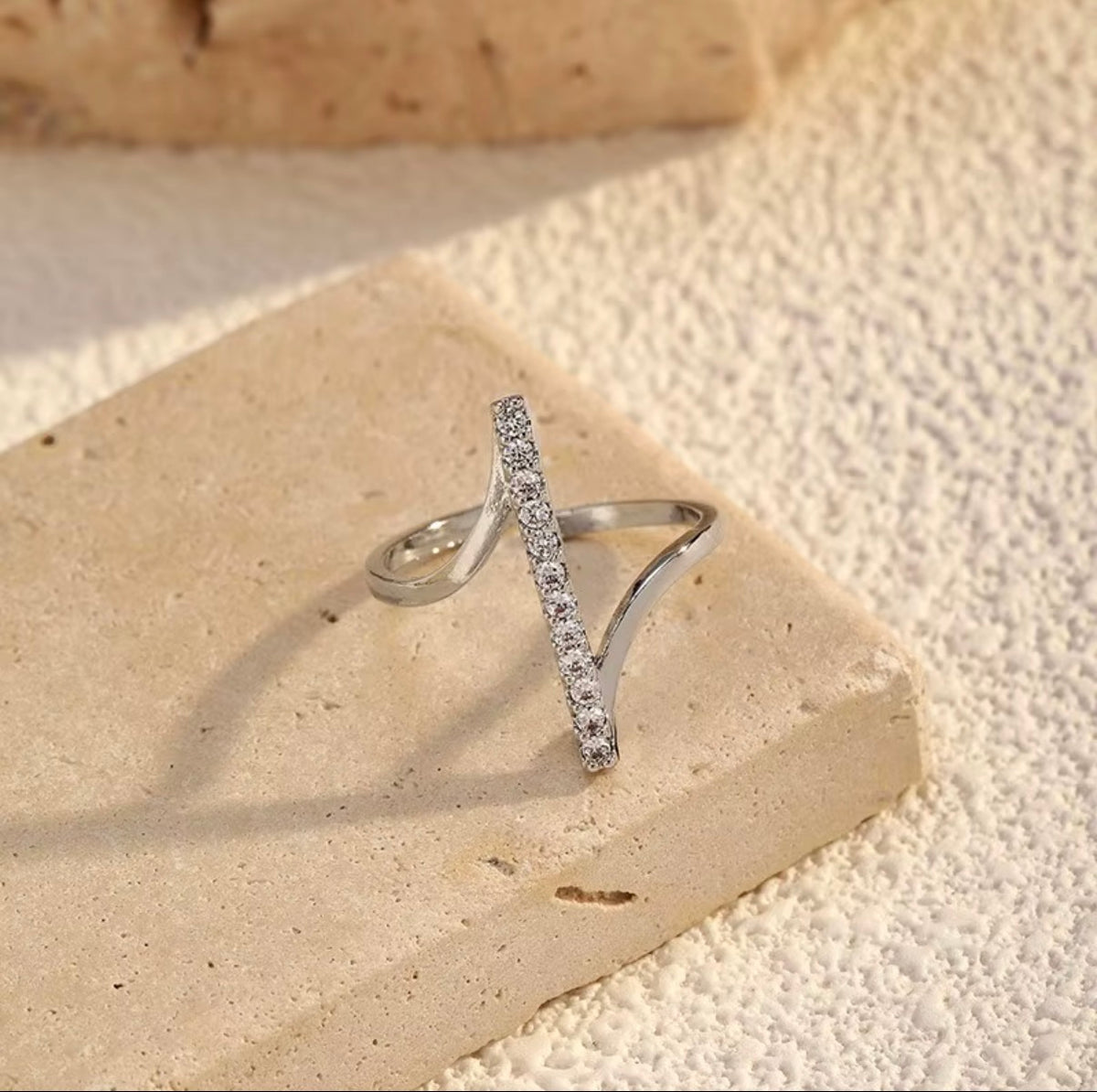 Mia ring